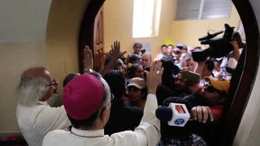 Turbas del gobierno de Daniel Ortega atacaron a obispos en Diriamba