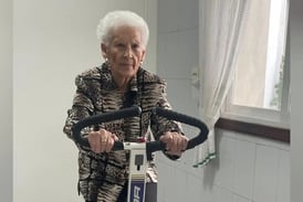 Mujer de 101 años revela rutina de ejercicios que la ayuda a mantenerse bien