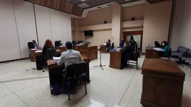 ‘Pastor de los ricos’ afronta juicio por ocho violaciones denunciadas por mujeres de su feligresía