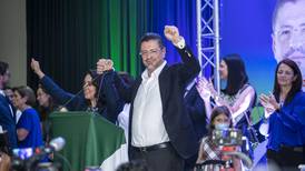 Empresarios lanzan su lista de peticiones a Rodrigo Chaves, presidente electo
