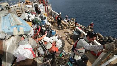 14 toneladas de desechos acumulados durante décadas fueron retiradas de la Isla del Coco