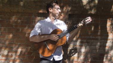 Alonso Torres, el compositor que une a Latinoamérica en una guitarra