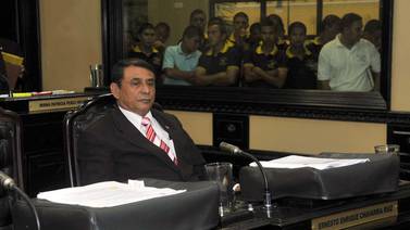 Exdiputado  Ernesto Chavarría detenido por  atacar a inspector forestal