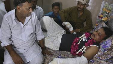 Superviviente de caída de avión en Pakistán: ‘Había gritos por todas partes’
