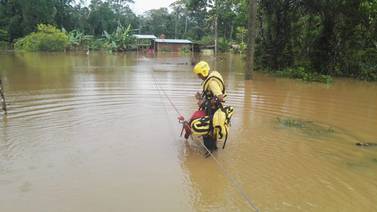 Onda tropical traerá más lluvias a Costa Rica; ya hay inundaciones y daños en poblados del norte