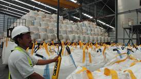 MEIC baja a la mitad arancel extra a importaciones de azúcar brasileño