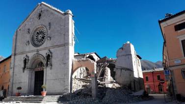 Italia fue golpeada por otro fuerte sismo 