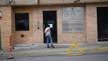 Canadá suspende operaciones de su embajada en Venezuela