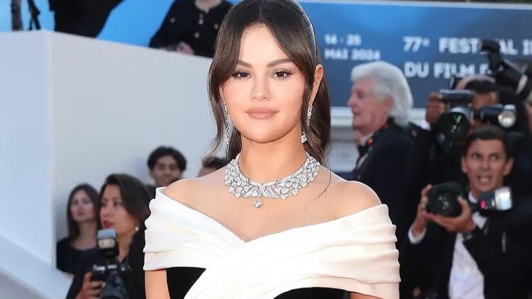 Selena Gómez aterrizó en Cannes el pasado 17 de mayo. Foto: AFP