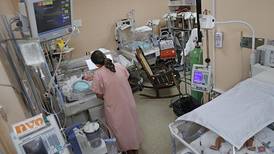Hospital México suspende acompañamiento permanente para mamás y recién nacidos