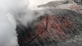 Erupción de este 12 de abril fracturó domo del volcán Poás
