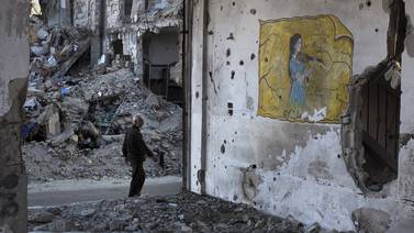 Kobane  emprende lucha para levantarse  de los escombros