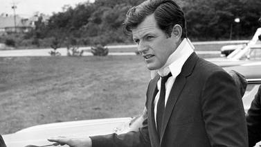 Un accidente acabó con el sueño presidencial de Edward Kennedy hace 50 años