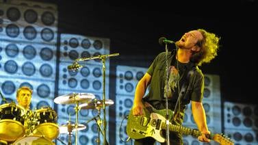 Pearl Jam vuelve con sonido explosivo