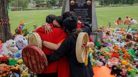 Conmoción en Canadá por nuevo hallazgo de 751 tumbas en antiguo internado indígena