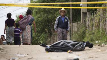 Gobierno  de Guatemala procura aplacar conflicto por cementera  