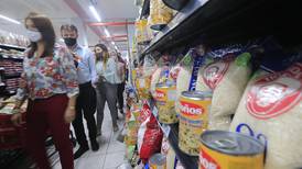 Supermercados e importadores sienten los dolores de cabeza por la crisis de los contenedores 