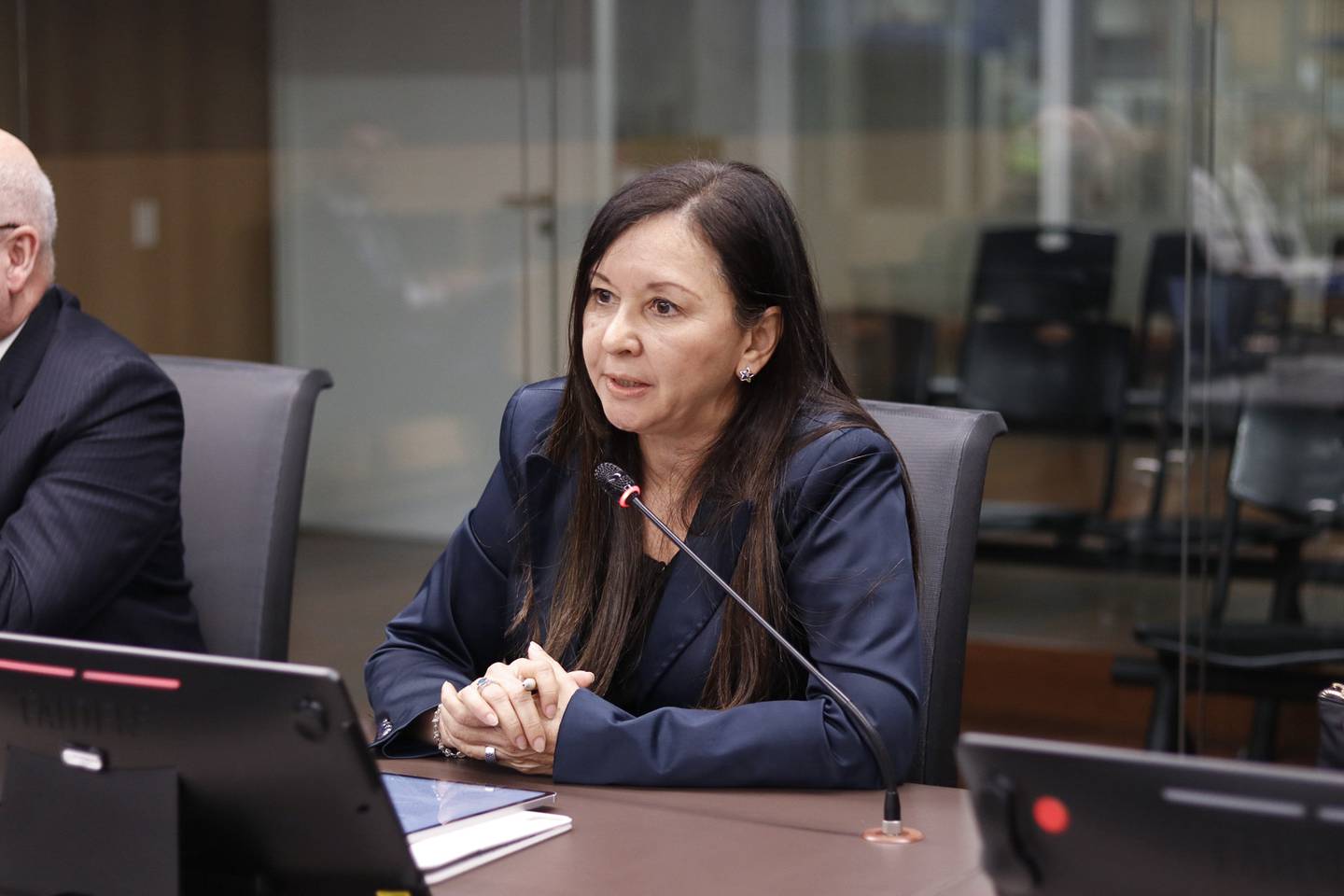 01/04/2024, San Jose, Asamblea Legislativa, comparecencia de Yanancy Noguera presidenta del colegio de periodistas en la comisión que investiga las inversiones del SINART.