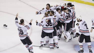 Los Blackhawks de Chicago ganan el campeonato de la NHL