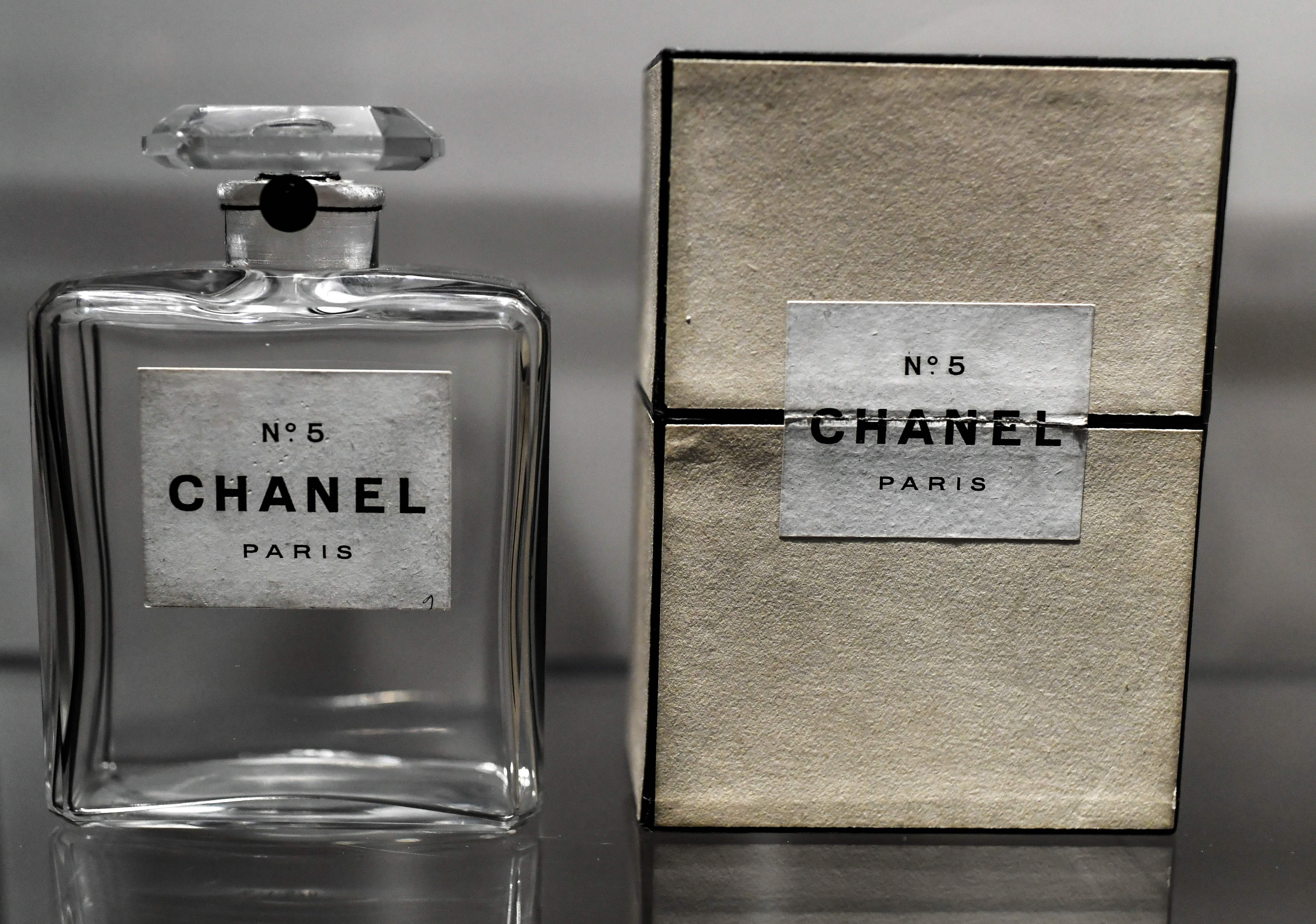 Chanel No 5 Parfum Chanel fragancia - una fragancia para Mujeres 1921