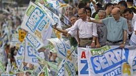 Rouseff y Serra  a la caza de votos en Río de Janeiro