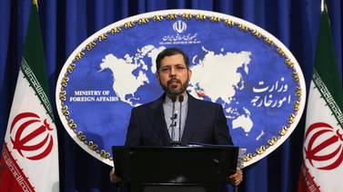 Irán empieza a restringir inspecciones a sus actividades nucleares