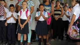 Alegría escolar regresó a cada extremo de Costa Rica