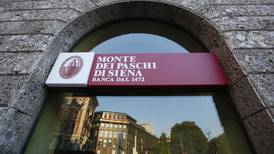 Italia rescata banco para salvar a todo el sistema