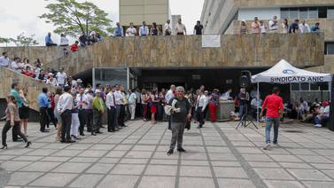Corte exige 38 votos de diputados para prohibir huelgas en servicios judiciales