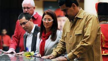 Nicolás Maduro comparó a Hugo Chávez con Cristo redentor al cumplirse cinco meses de su muerte