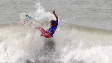 Tres experimentados y una adolescente avanzan por Costa Rica a cuartos de final de Essential Surf Pro