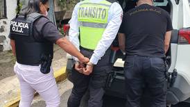 OIJ detiene a tres oficiales de tránsito por pedir presunta dádiva a conductores