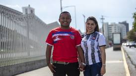 Guanacastecos salieron de madrugada rumbo al Estadio Nacional con la ilusión de ver a Keylor Navas