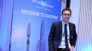 Arianespace consigue dos contratos para lanzar satélites militares franceses
