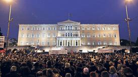 Gobierno griego presenta plan de rescate ante el Parlamento