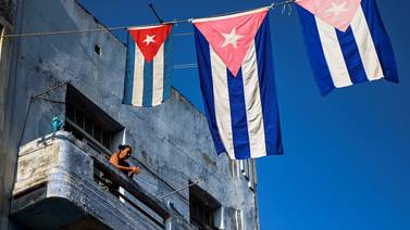 Cuba vive entre esperanza de cambio por apoyo de figuras de la cultura a manifestantes