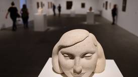 Museo Reina Sofía abre exposición sobre el arte y poder en la posguerra española