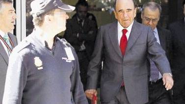 Banqueros  testifican por hundimiento de Bankia