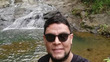 Sociólogo fallecido en accidente en Esterillos  se preparaba  para subir el Chirripó en abril