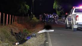 Colisión entre motocicletas deja un joven muerto y otro grave en Pococí de Limón