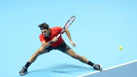  Roger Federer y Kei Nishikori inician con victoria