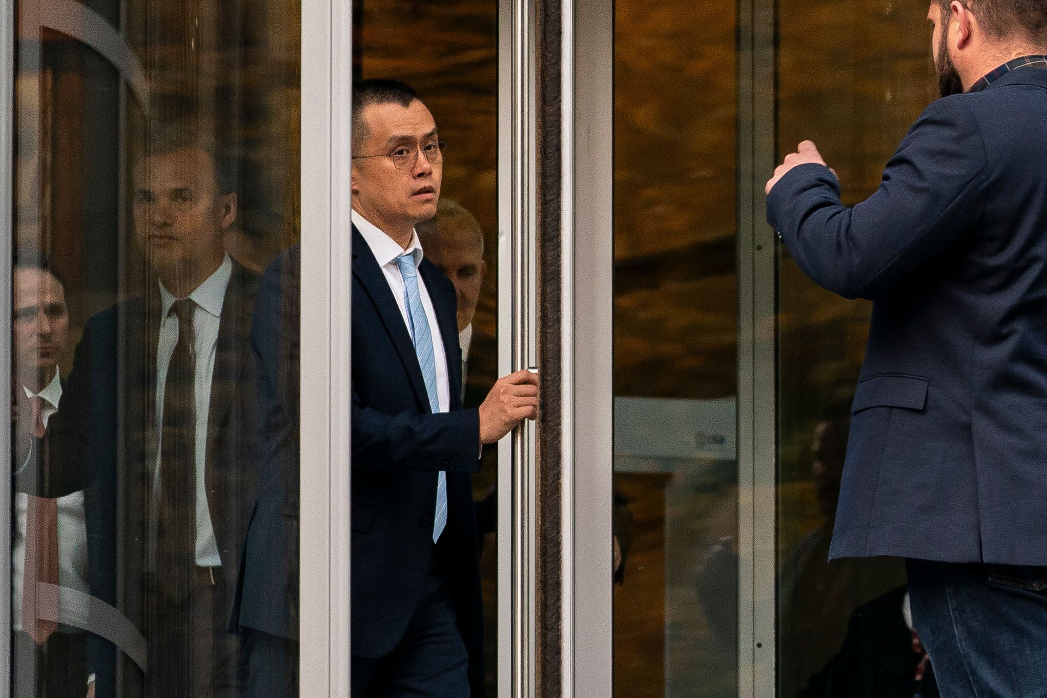 SEATTLE, WASHINGTON – 21 DE NOVIEMBRE: El director ejecutivo de Binance, Changpeng Zhao, se declaró culpable de un cargo de blanqueo de dinero. 
