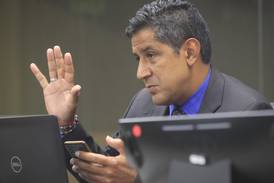 5 diputados presentan amparo contra Nogui Acosta por recorte de ¢62.000 millones a Fodesaf