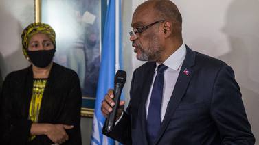 Primer ministro de Haití cesa a fiscal que pidió inculparlo por el asesinato del presidente