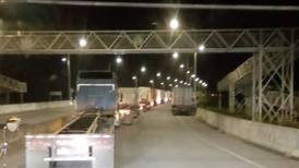Transportistas reclaman por larga espera para atención en Terminal de Contenedores de Moín