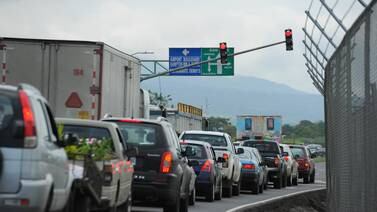 Obras para agilizar tránsito en el cruce del aeropuerto Santamaría inician este lunes