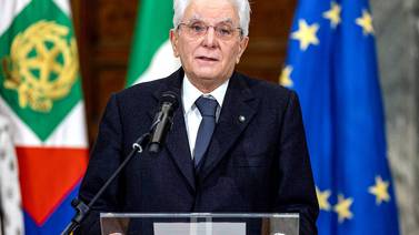 Italia se enfrenta a inestabilidad pese a reelección presidencial 
