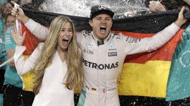 Nico Rosberg sobrevive a la presión y se proclama campeón de la Fórmula 1 
