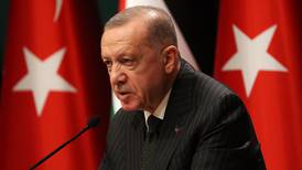 Turquía minimiza amenazas interpuestas por EE. UU. tras relaciones con Rusia