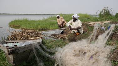 Habitantes del lago Chad vuelven a sus faenas y desafían amenazas de Boko Haram
